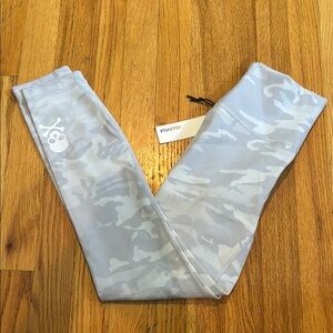 NWT Lululemon Soul Cycle Camo Leggings Women’s Size 4